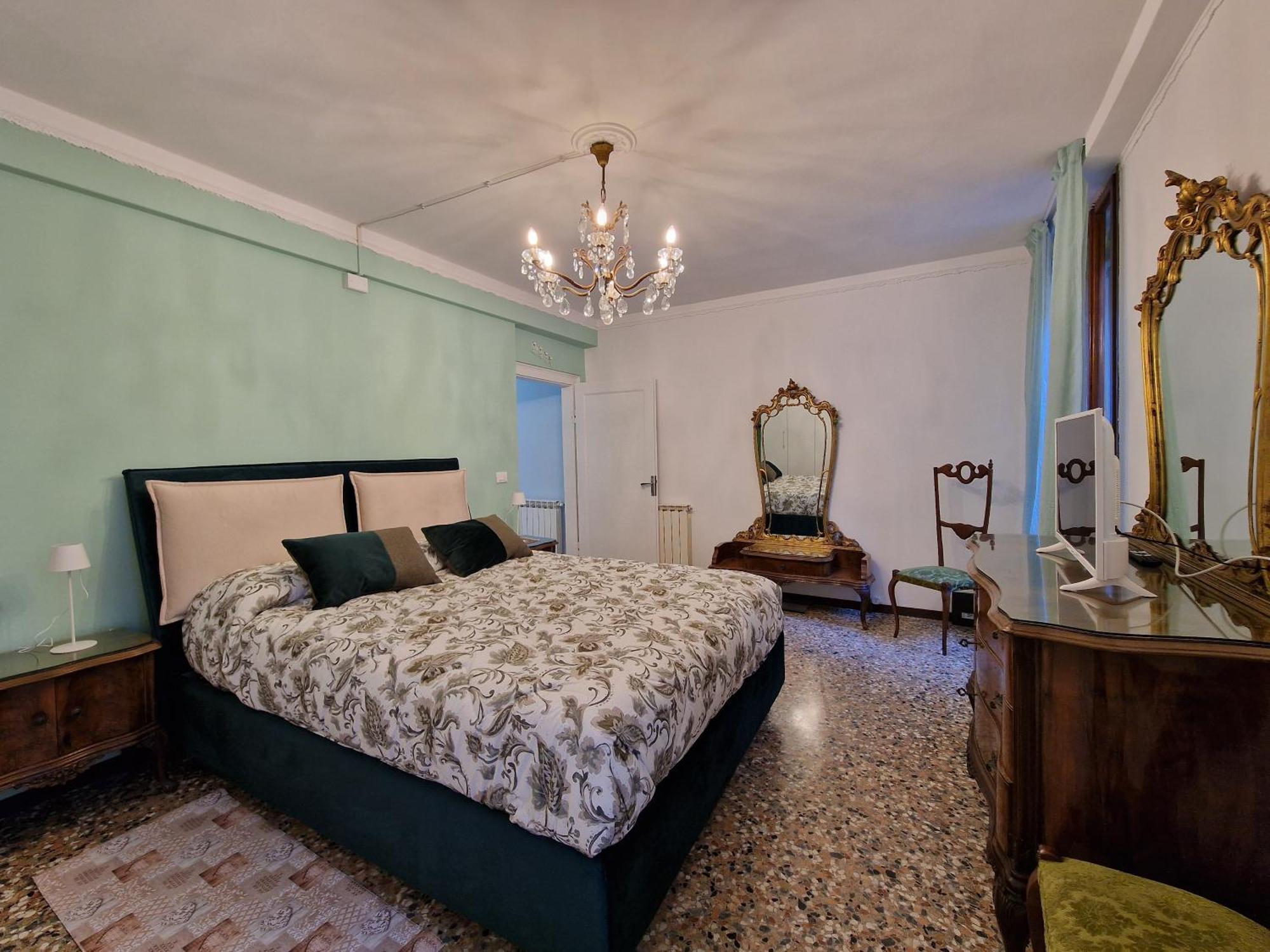 Veneziacentopercento La Forcola Apartment, Next To Rialto Bridge Exterior photo