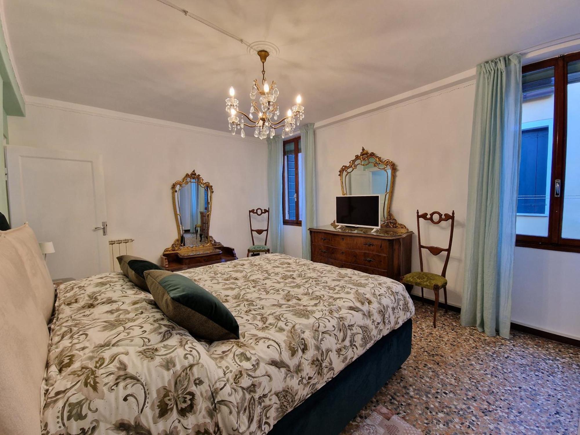 Veneziacentopercento La Forcola Apartment, Next To Rialto Bridge Exterior photo